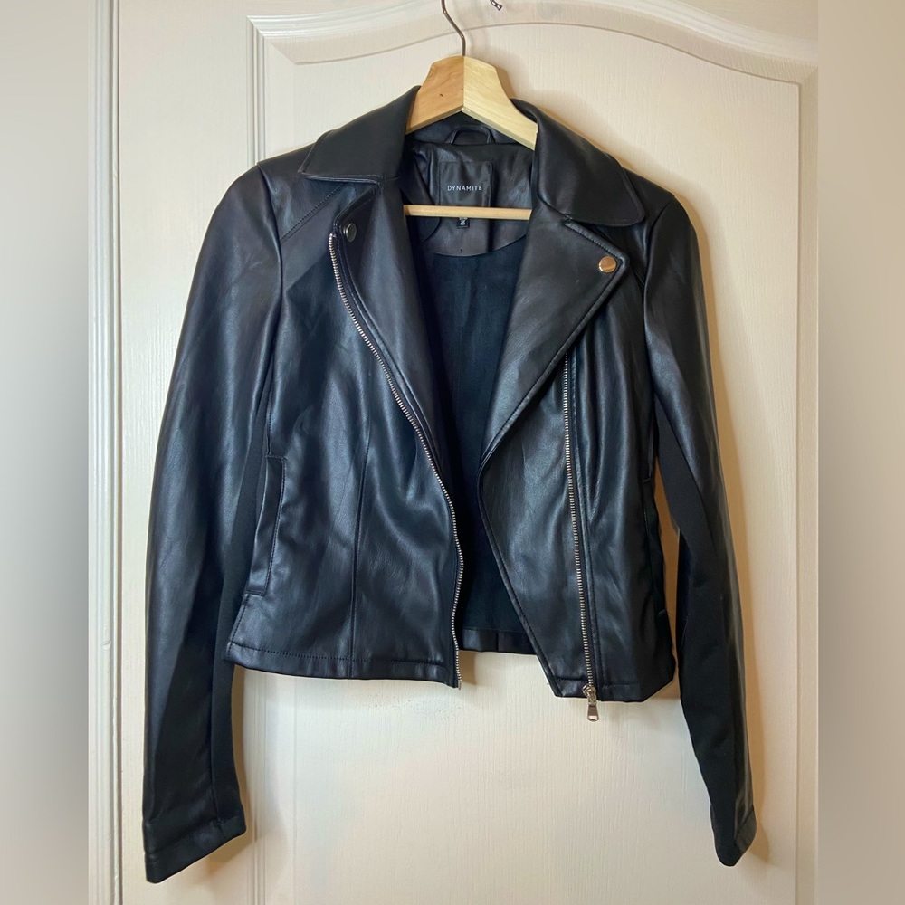 FAUX LEATHER JACKET DYNAMITE🖤